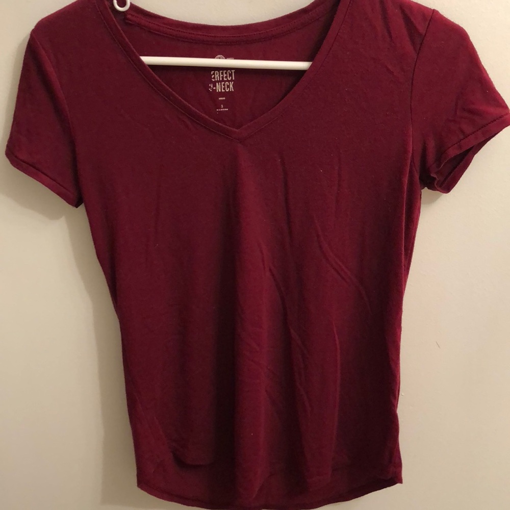 Maroon short sleeve V-neck